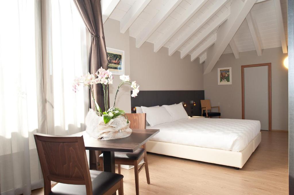 Osteria Della Pista Dal 1875 Hotel 4*